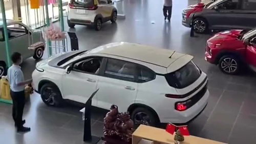 老銷售不會告訴你的「庫位調(diào)整」 那些看似笨拙的挪車，藏著多少專業(yè)門道